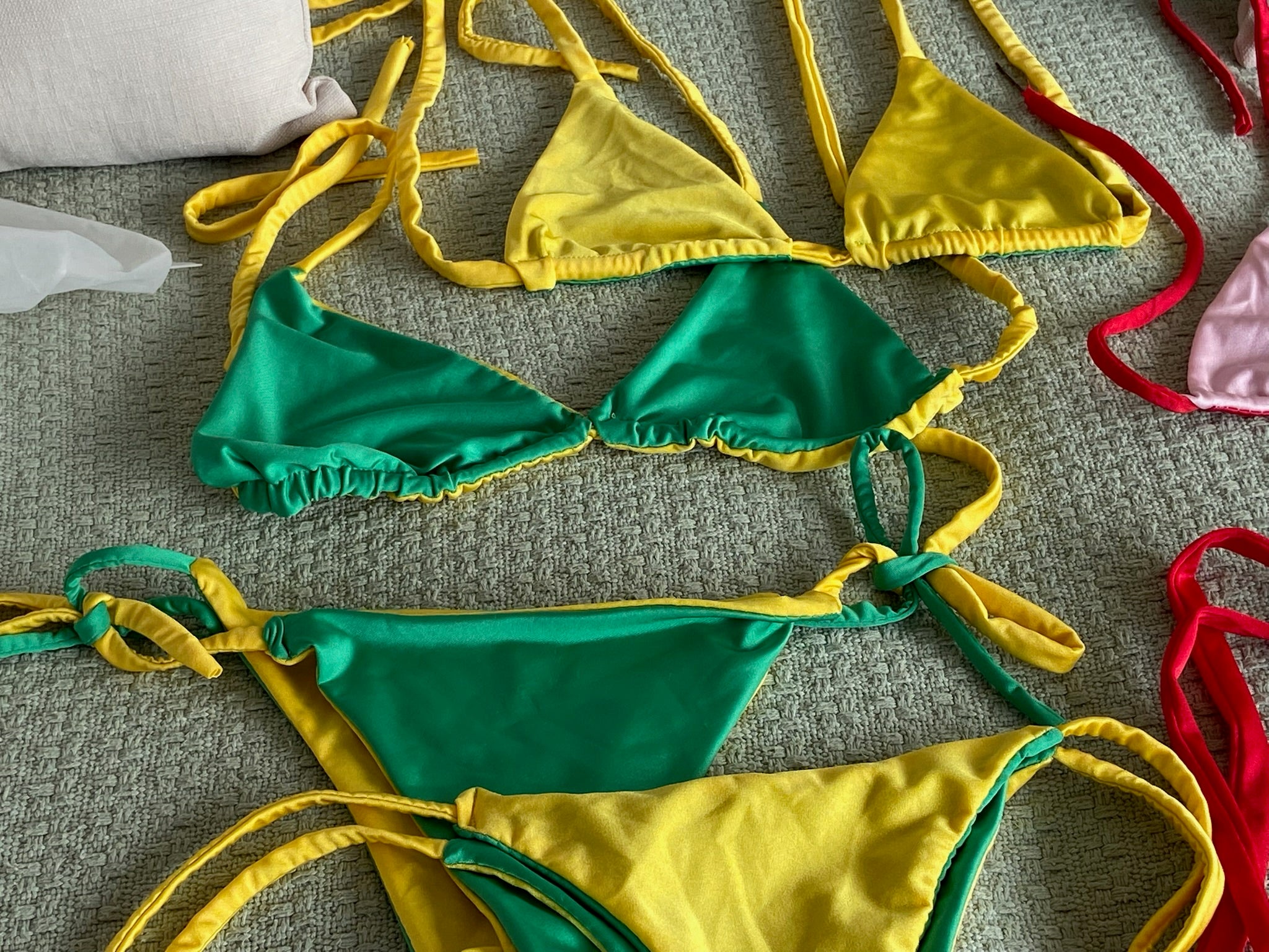 TROPICAL SOUL BIKINI TOP